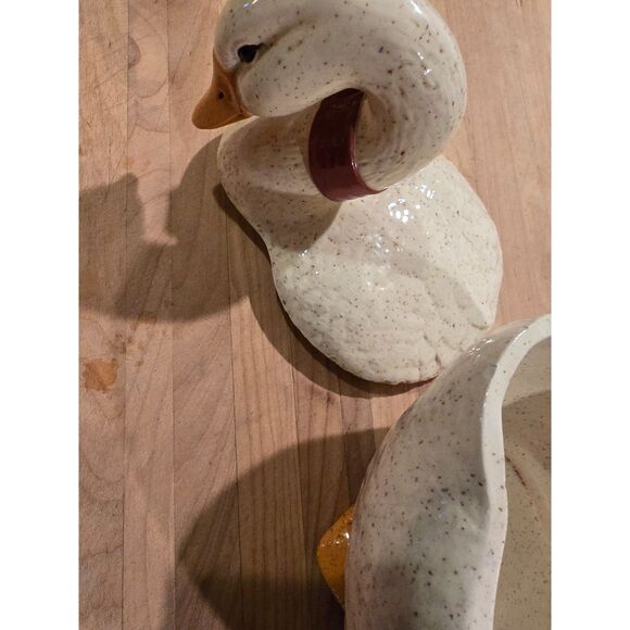 VTG 1984 Goose Cookie Jar By Sittre Ceramic Products Inc. Burgundy Bow Speckled - Picture 3 of 9